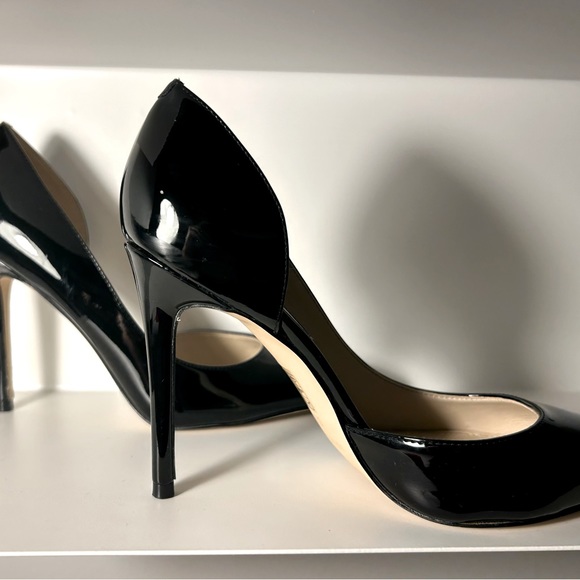 NINE WEST - Size 6 - Black patent pump - Picture 4 of 7
